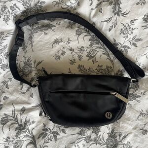 Lulelemon mini festival 1.5 top zip